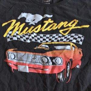 Ford-mustang shirt-M